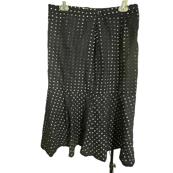 Ann Taylor eyelet fabric skirt Size 8 - Picture 5 of 14